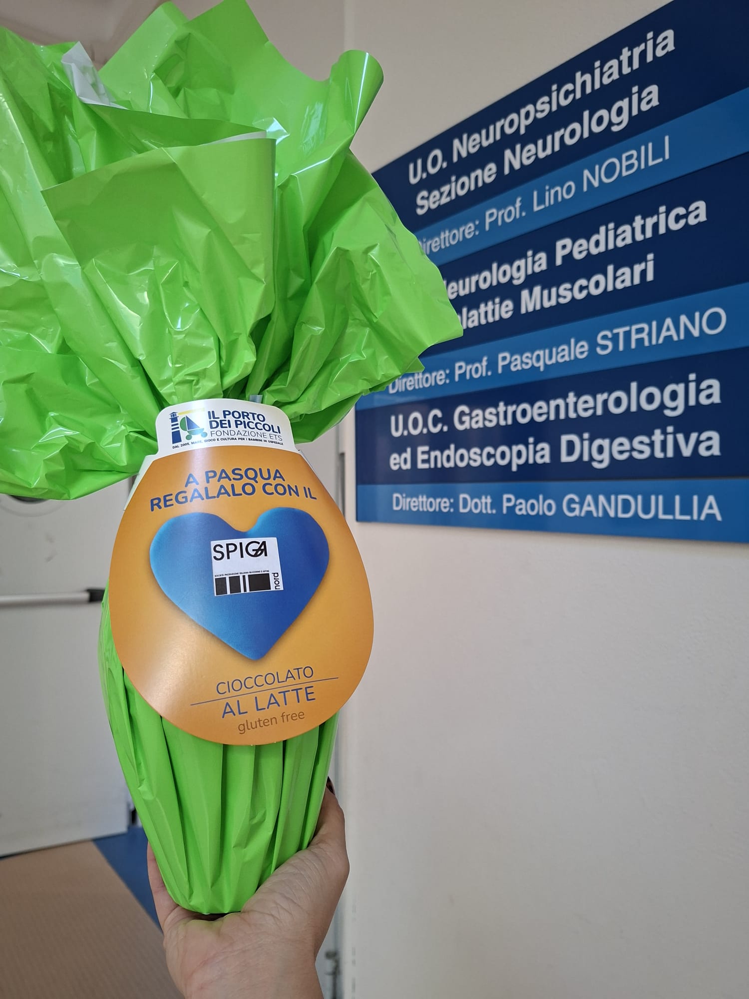 Spiga Nord porta un sorriso ai bambini del Gaslini per Pasqua