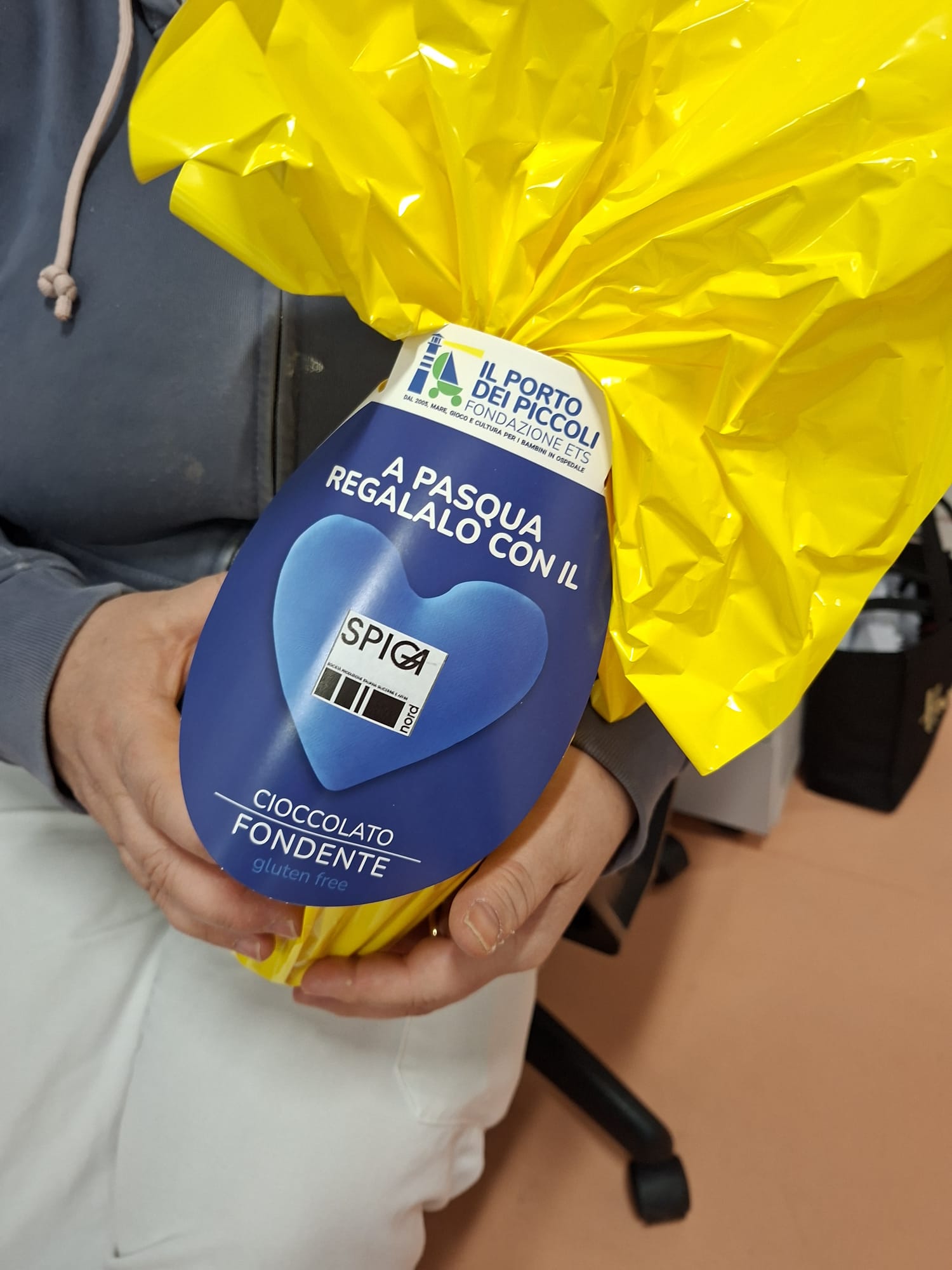 Spiga Nord porta un sorriso ai bambini del Gaslini per Pasqua